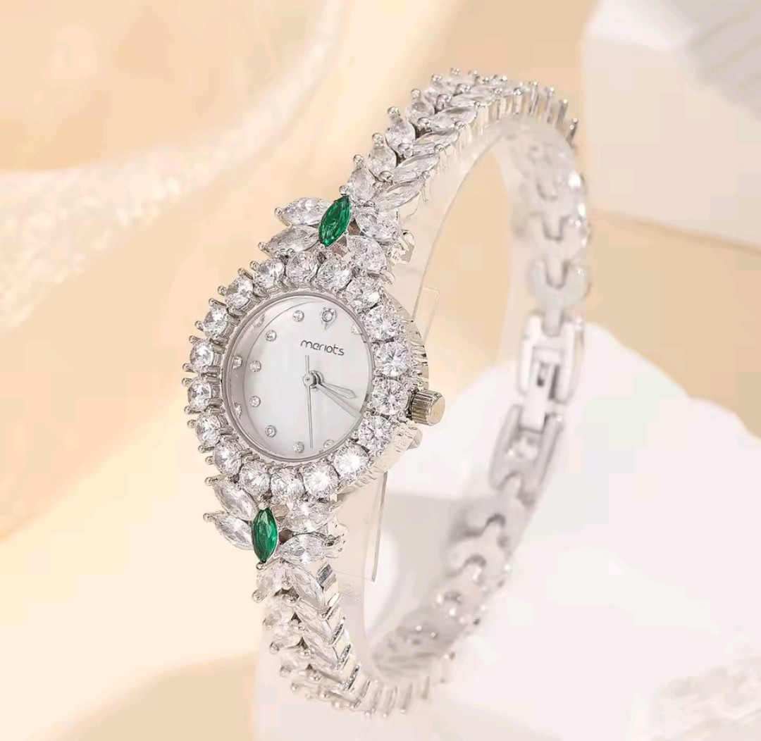 Beautiful Elegant Full Zircon White Green Luxury Watch for Women Bling Bling