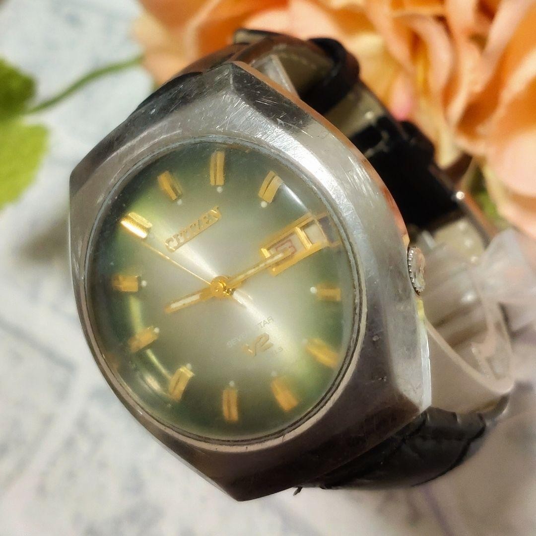 1973 Citizen Seven Star V2 26-jewel men’s watch, green, working condition.