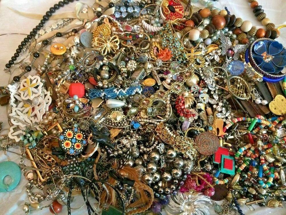 10 Pounds Unsorted Jewelry Lot Vintage Modern Lot Wear Junk Craft DIY Repurpose