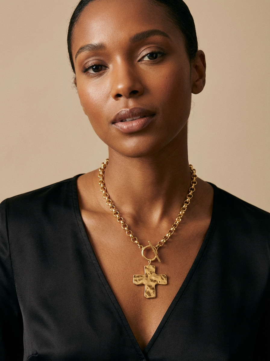 1pc Minimalist Fashionable Gold Hammered Thick Cross Pendant Necklace