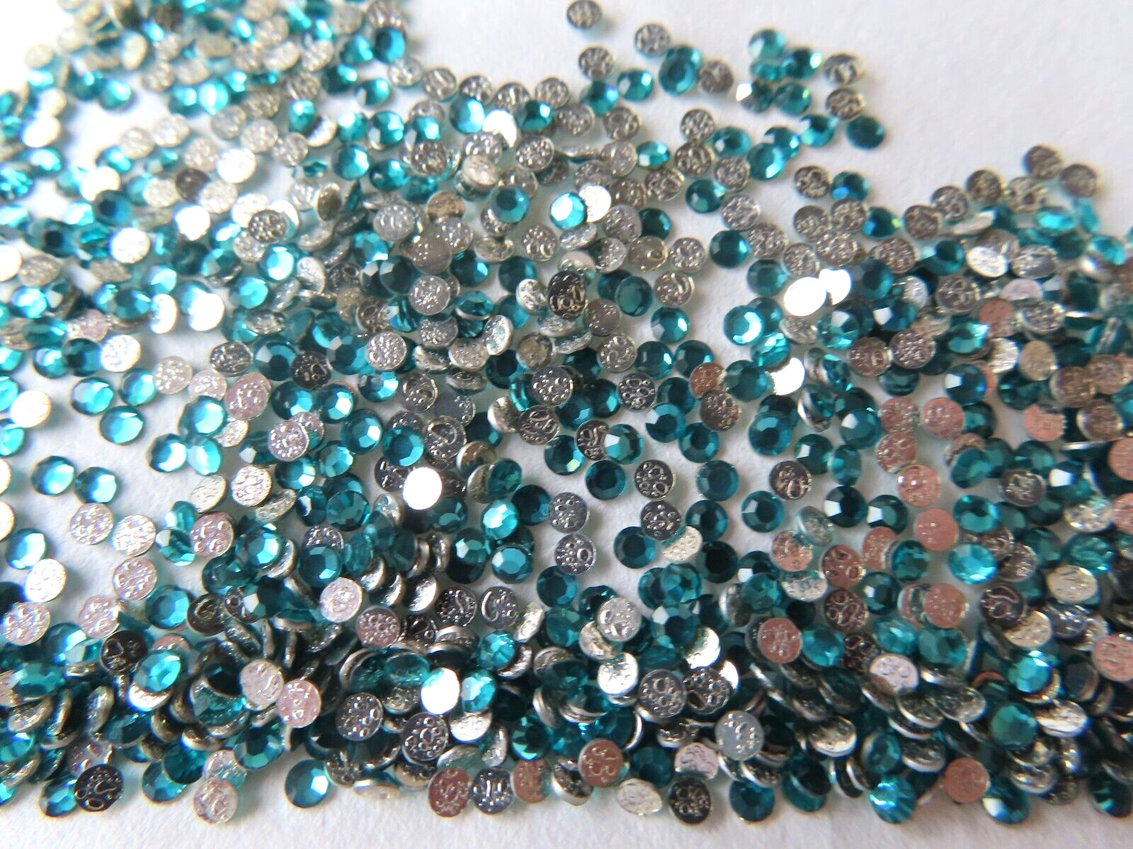 Full pack 1440 Preciosa Hot fix Flatbacks in 6ss Blue Zircon