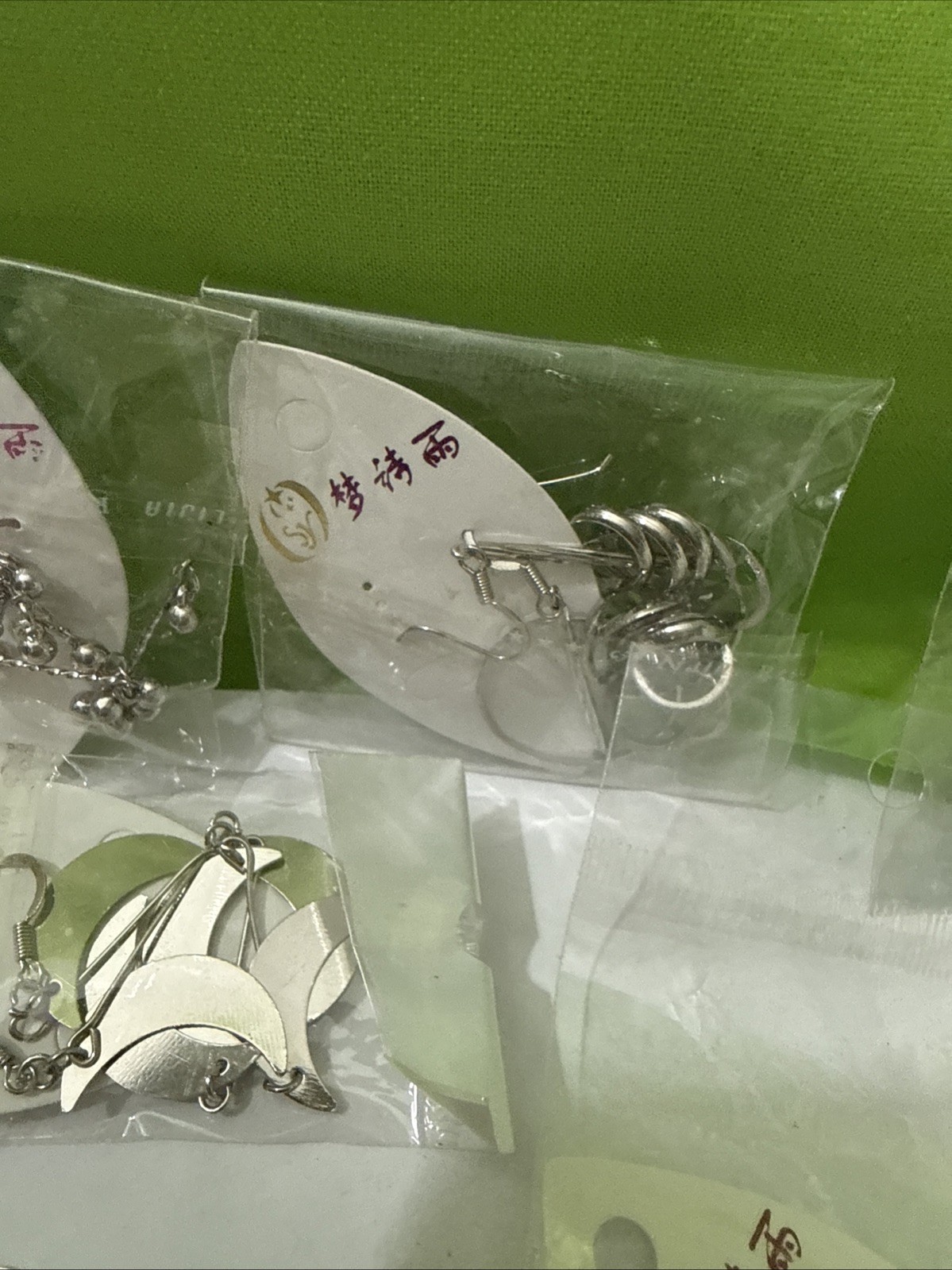 14 Earing Unsorted Huge Lot Jewelry New Junk & Wear Resell