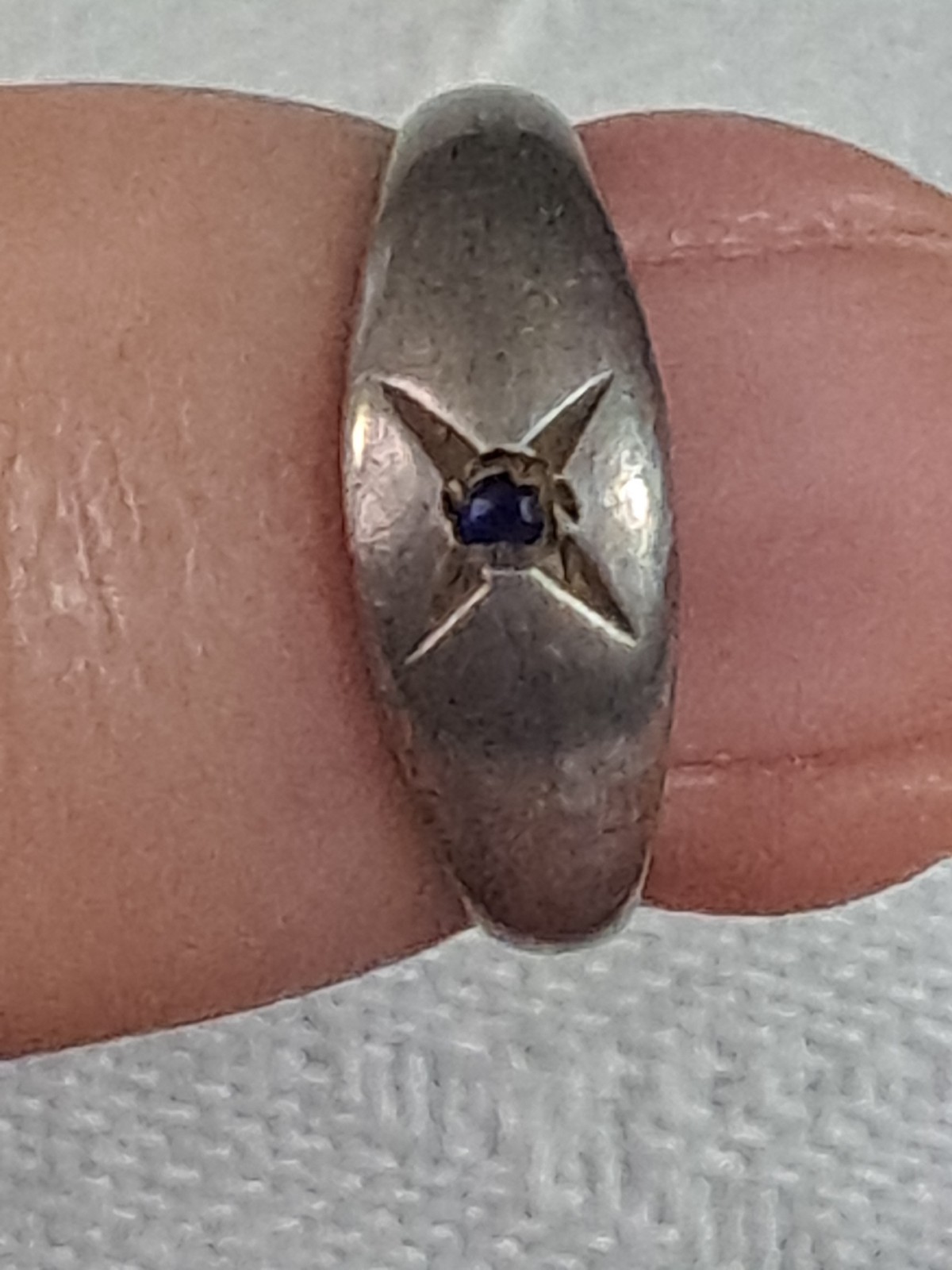 Vintage Sterling Silver Starburst Signet Infant Ring Blue Sapphire Gypsy Belcher