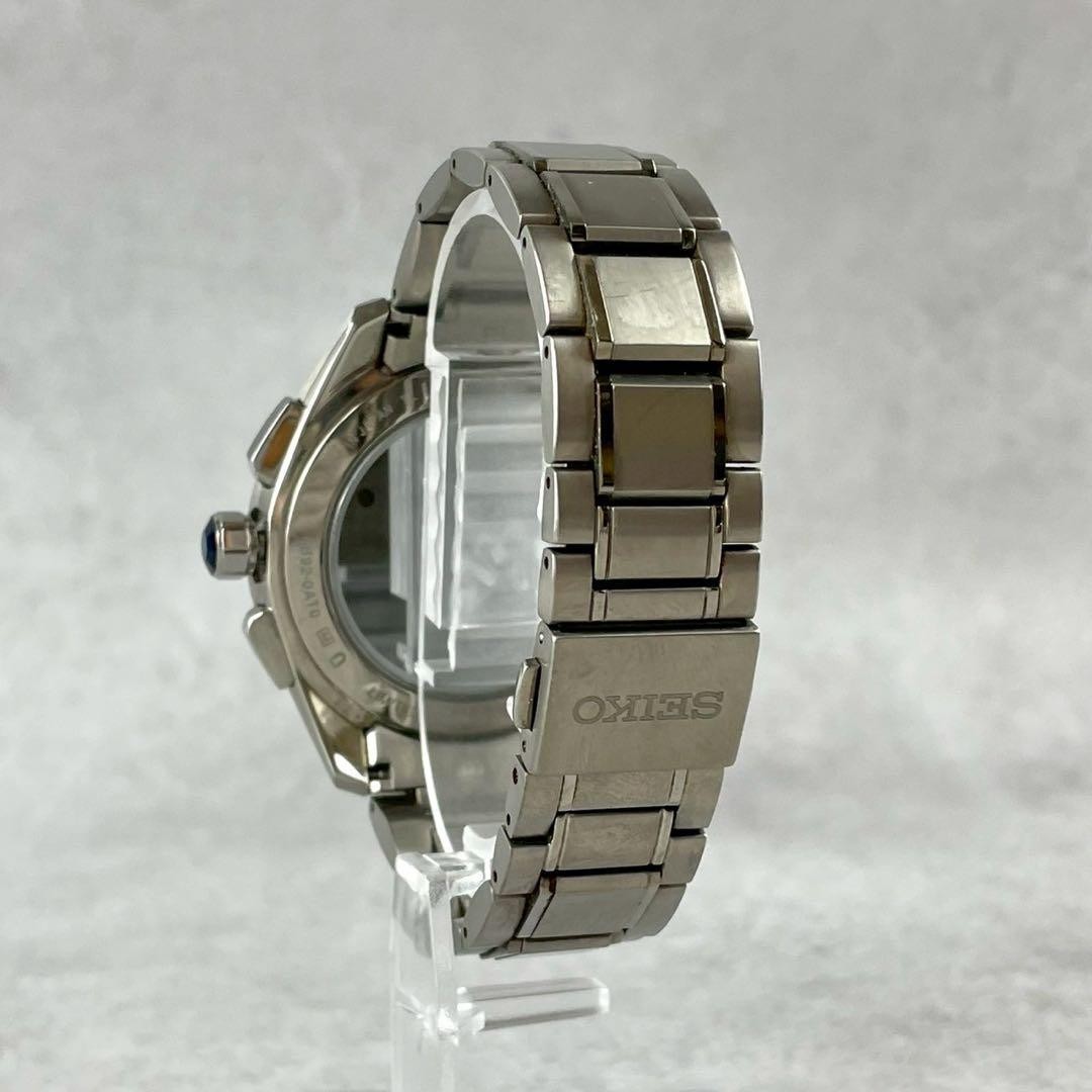 Regular 154 000 yen working Seiko solar wristwatch 8B92 0AT