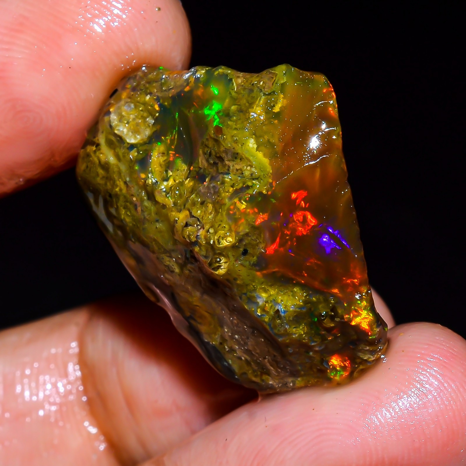 18 Ct Fire Opal Ethiopian Natural Oil Rough Gemstone For Jewelry 25x20x11 mm