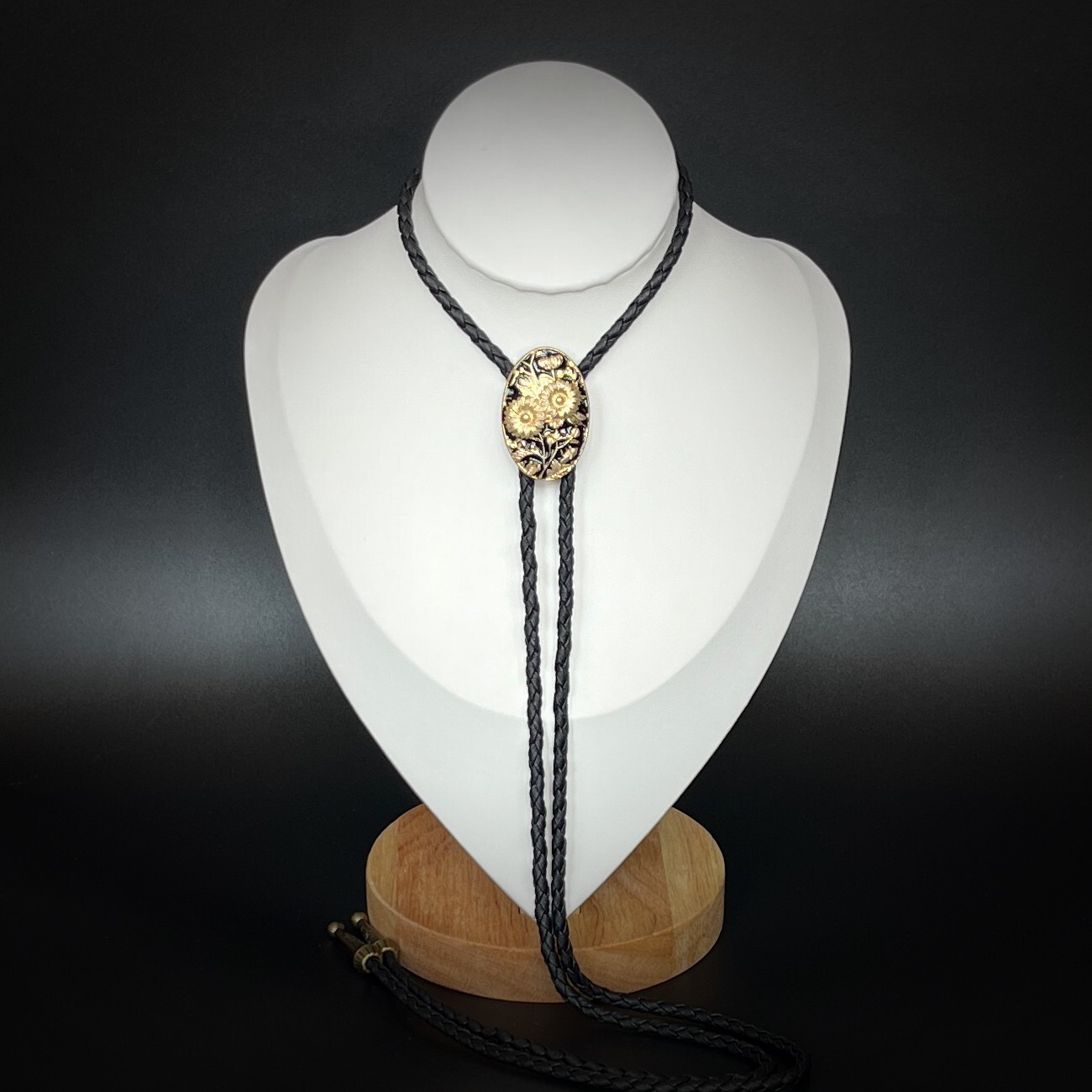 Vintage Carved Enamel Drop Glaze Chrysanthemum Bolo Tie Western Wedding Necklace