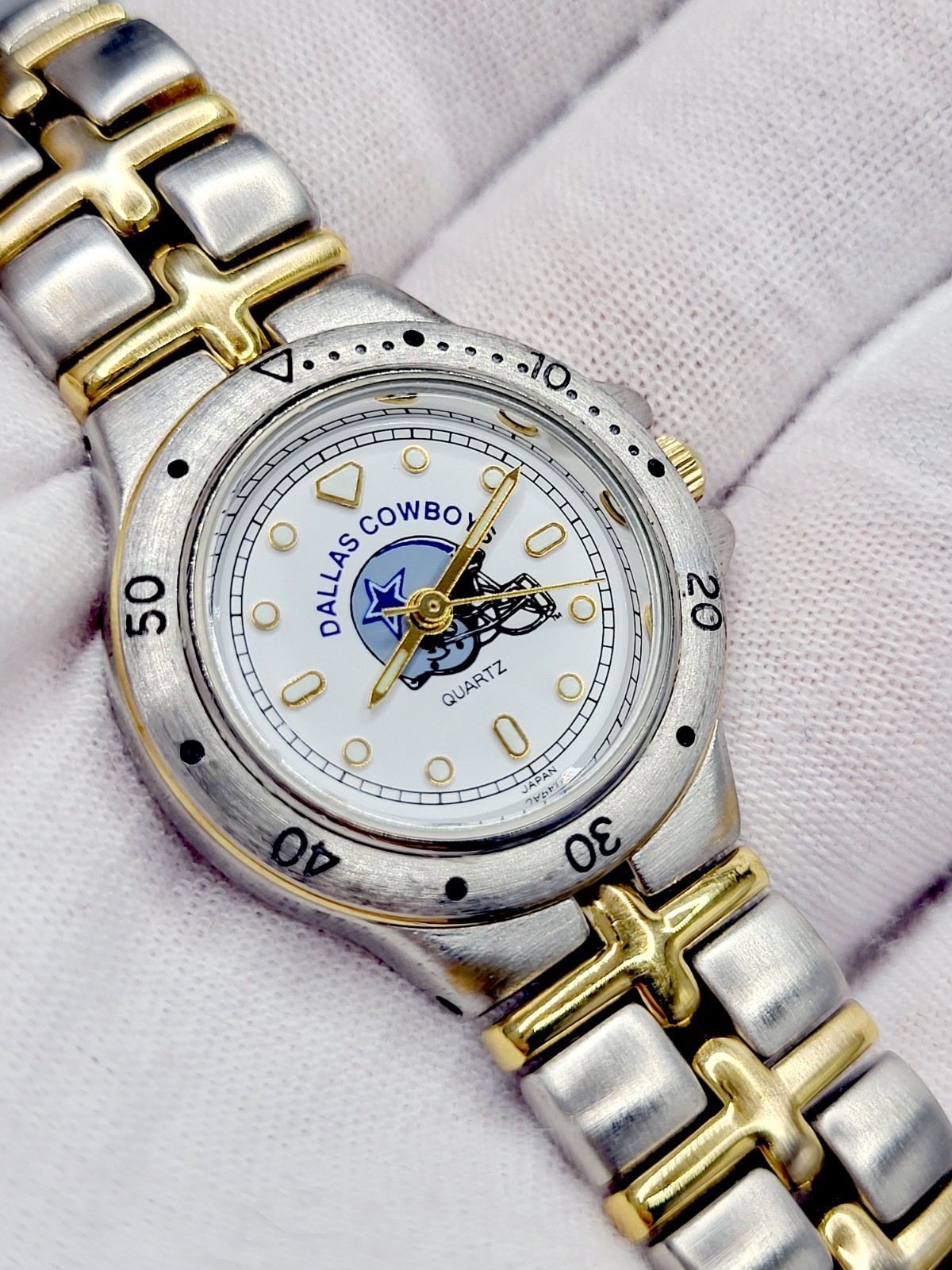GTE Dallas Cowboys Ladies Women’s Analog Watch 2 Tone 26mm N. MINT New Battery