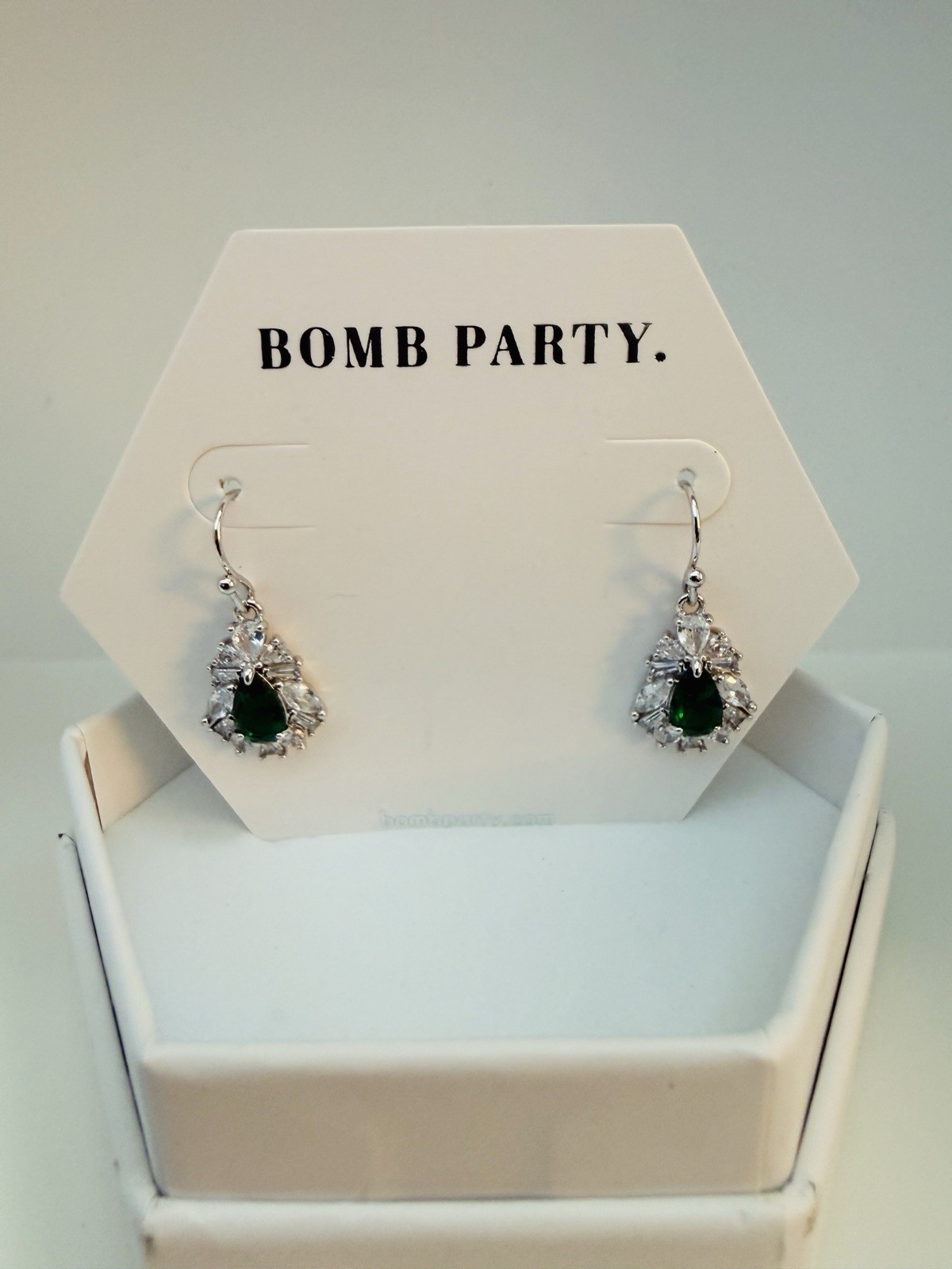 Bomb Party Never Disappointed RBP 3613 on Rhodium Plating Natural Emerald Quartz