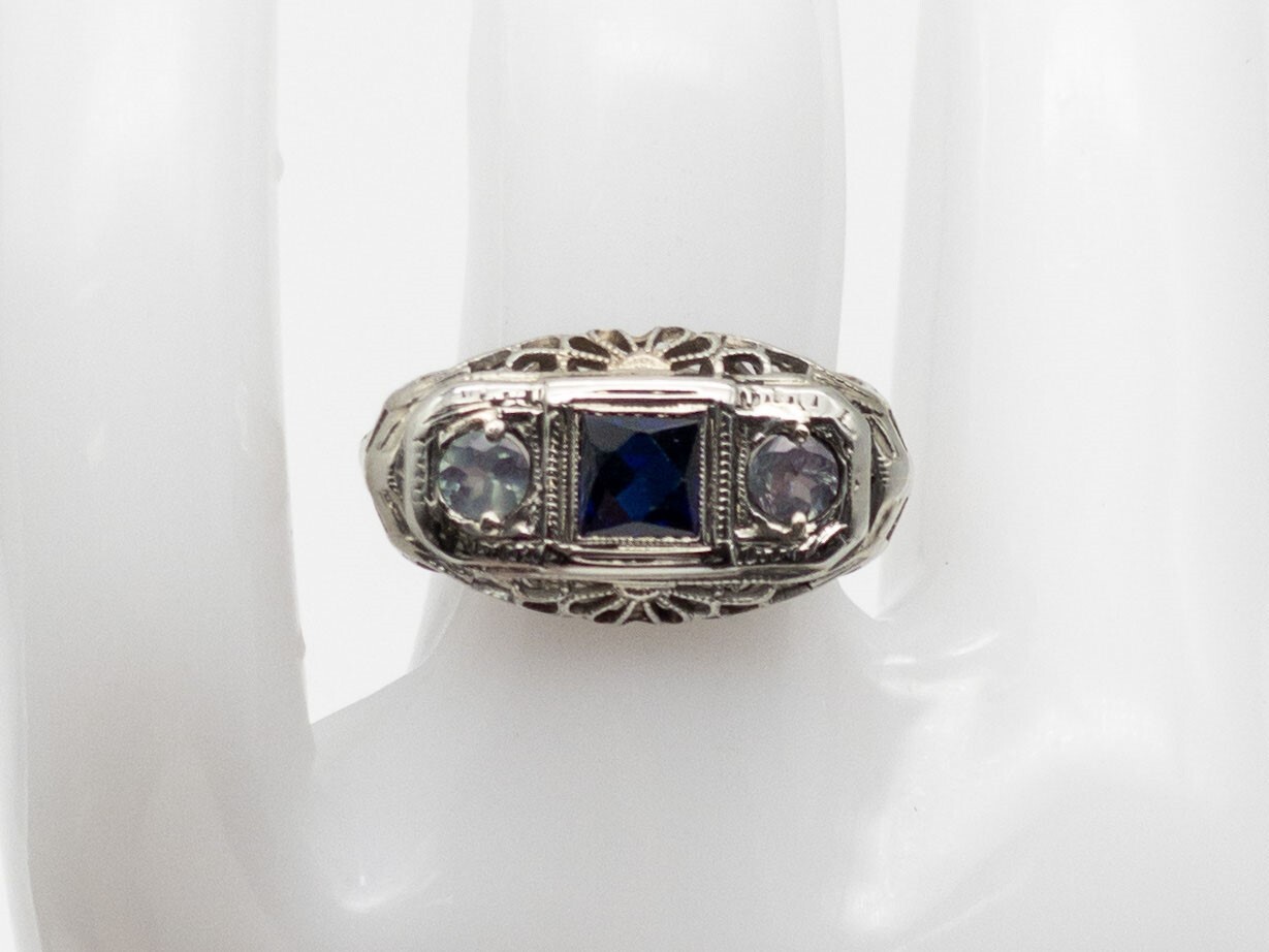Antique 1920s $2400 Natural 3 Alexandrite Sapphire 18k White Gold Filigree Ring