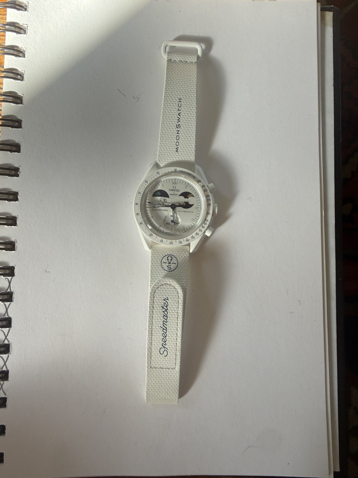 OMEGA x Swatch MoonSwatch Mission to Earthphase Moonshine Gold 42mm White UNWORN