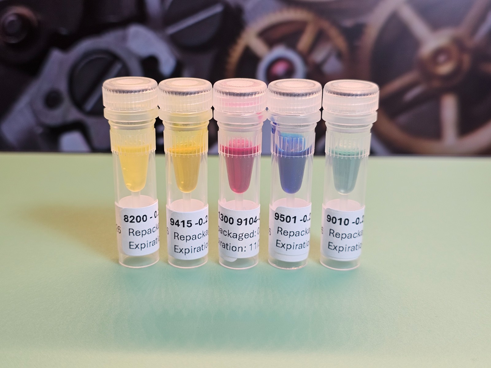 Moebius Watch Oils Kit: Bergeon Oiler, Oil Dish, Repackaged Oils 0.2ml