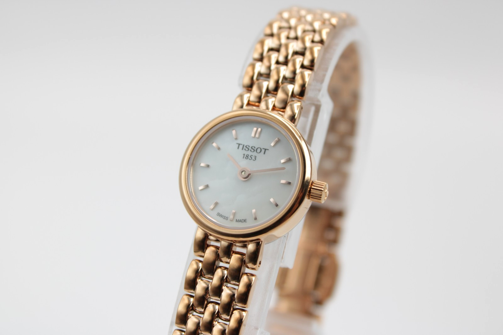 TISSOT 19.5mm Lovely Round Mother-of-pearl Dial Ladies Watch T058.009.33.111.00