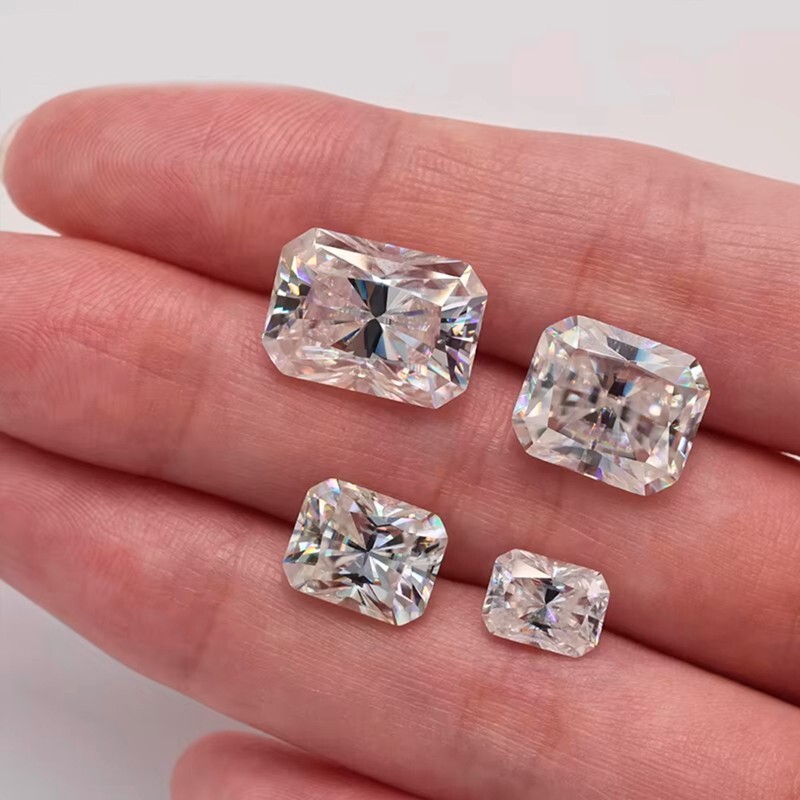Radiant Cut 0.2-10ct Sparkling Loose Moissanite D Color VVS1 GRA Wholesale Price