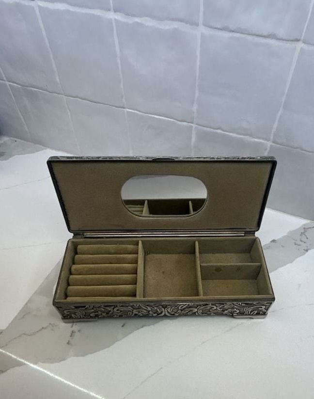 Vintage Godinger Silver Plated Ornate Embossed Jewelry Box with Mirror