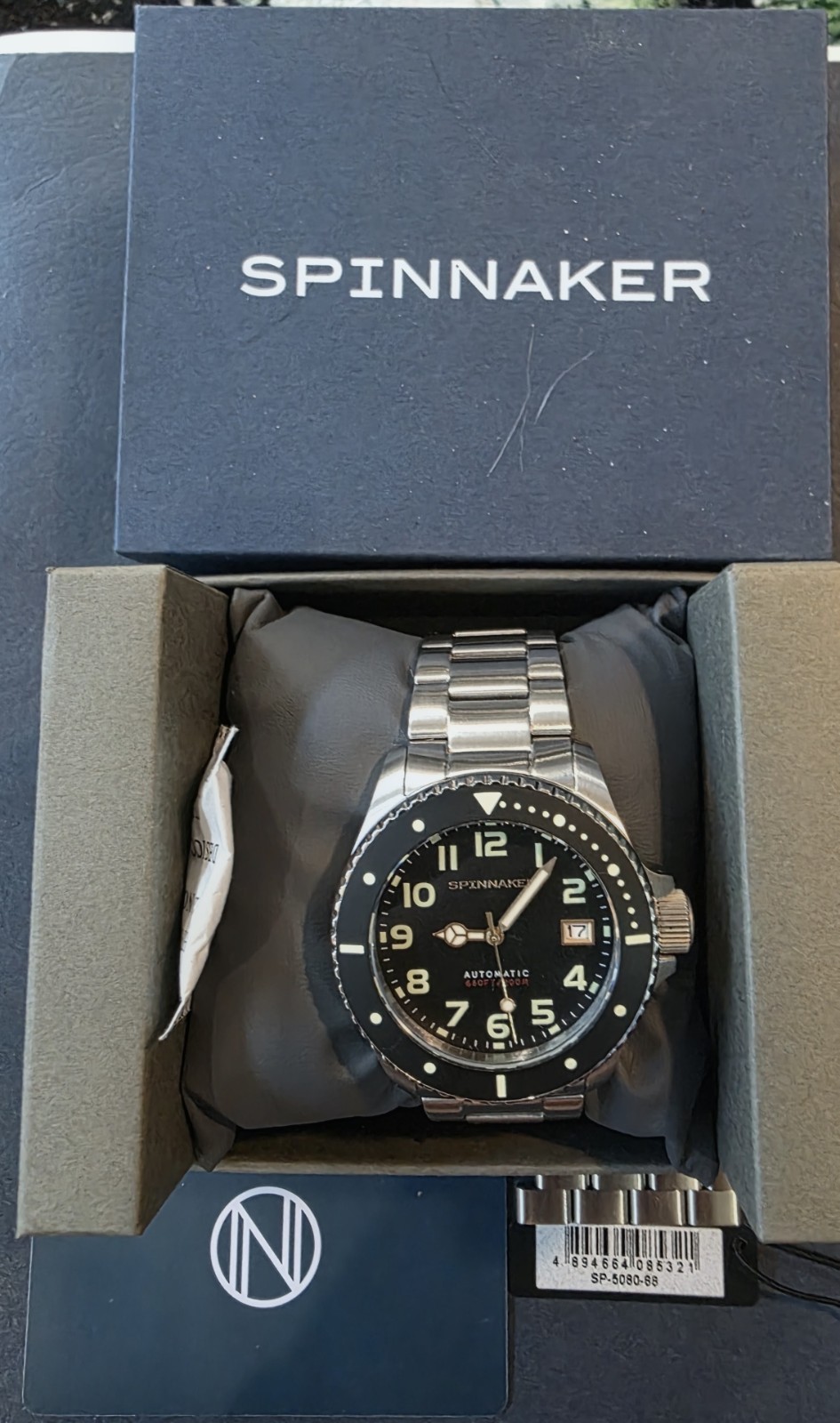 Spinnaker SP-5080-88 Automatic 200M Dive Watch Box & Extra Links