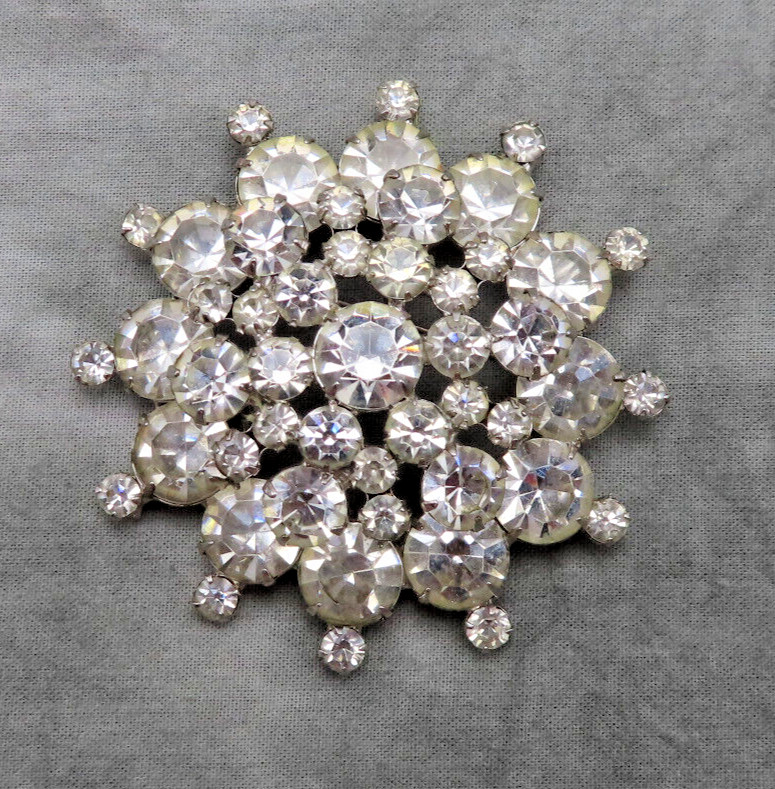 Juliana Rhinestone Vintage Brooch Pin Clear Faceted Crystal 2.5 inch Dome 147h