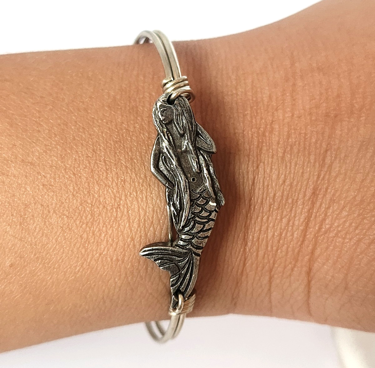 Luca + Danni Mermaid Wire Bangle Bracelet Silver Tone Made in USA Nautical Beach