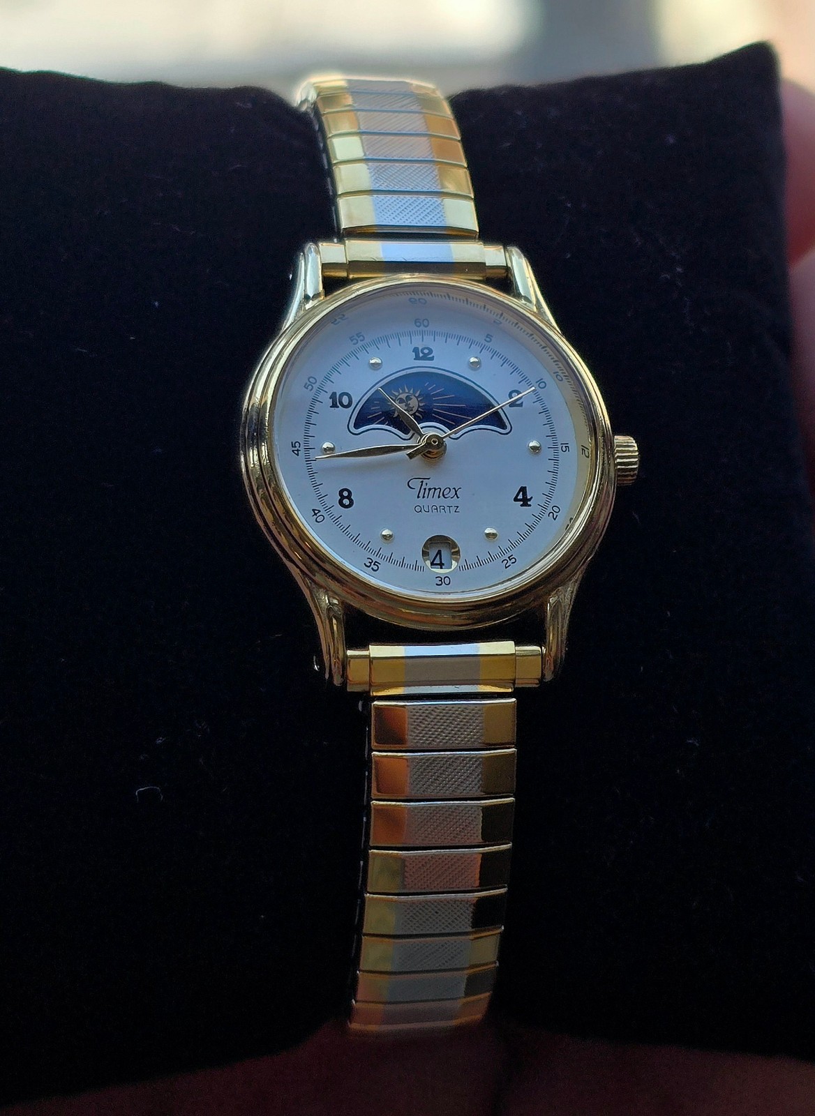 Vtg 1994 Timex Watch, Small Watch, 364 T Cell, Sun & Moon, 24 mm, Japan Movement