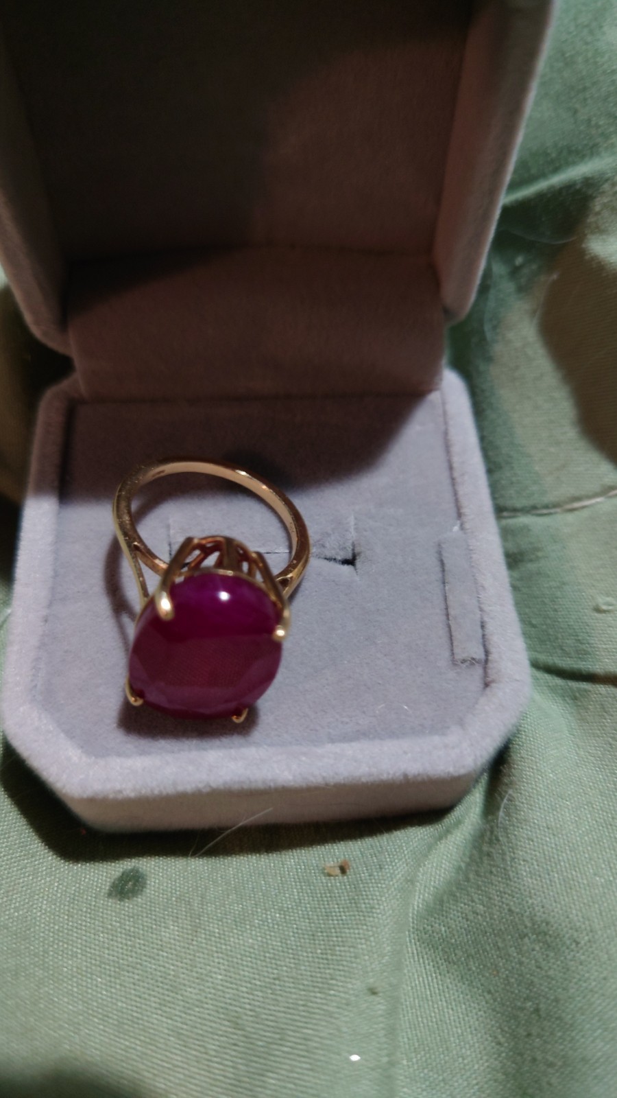 9 carat Gold 12 Carat Natural Oval Ruby Ring UK Size M