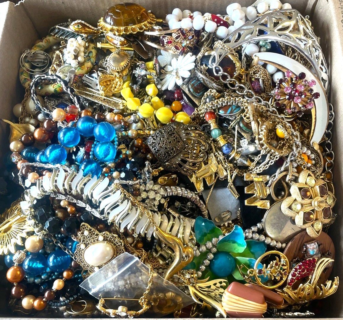 Over 3 Lbs Unsearched Jewelry Lot Vintage & Modern Junk & Resell Tangled FUN