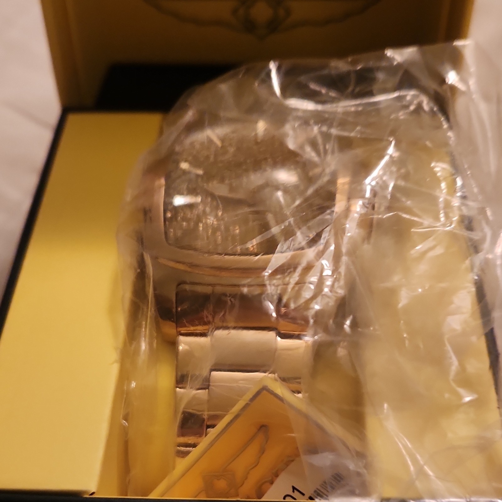Invicta Women’s Gold Tone Quartz Watch Glitter Dial 100m Box/Manual