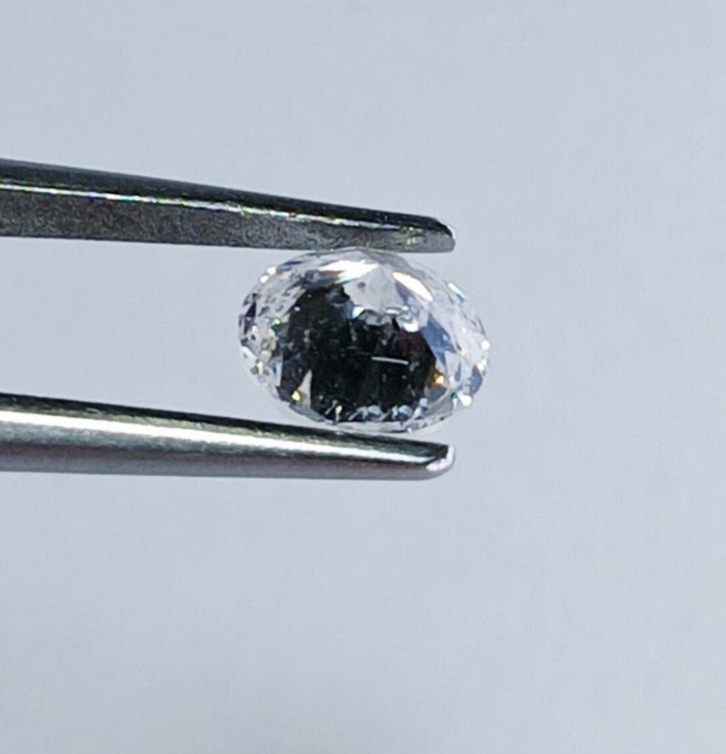 0.61ct Natural Round Brilliant Cut Diamond D SI2 IGI Certified Laser…