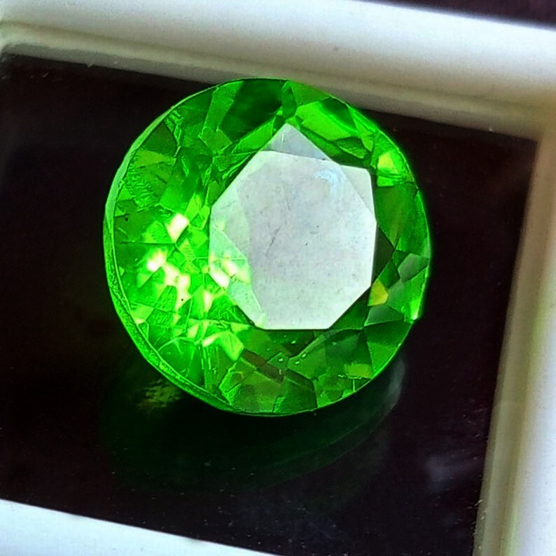 AAA Natural Green Peridot Certified Loose Gemstone Round Cut 10 + CT Gemstone