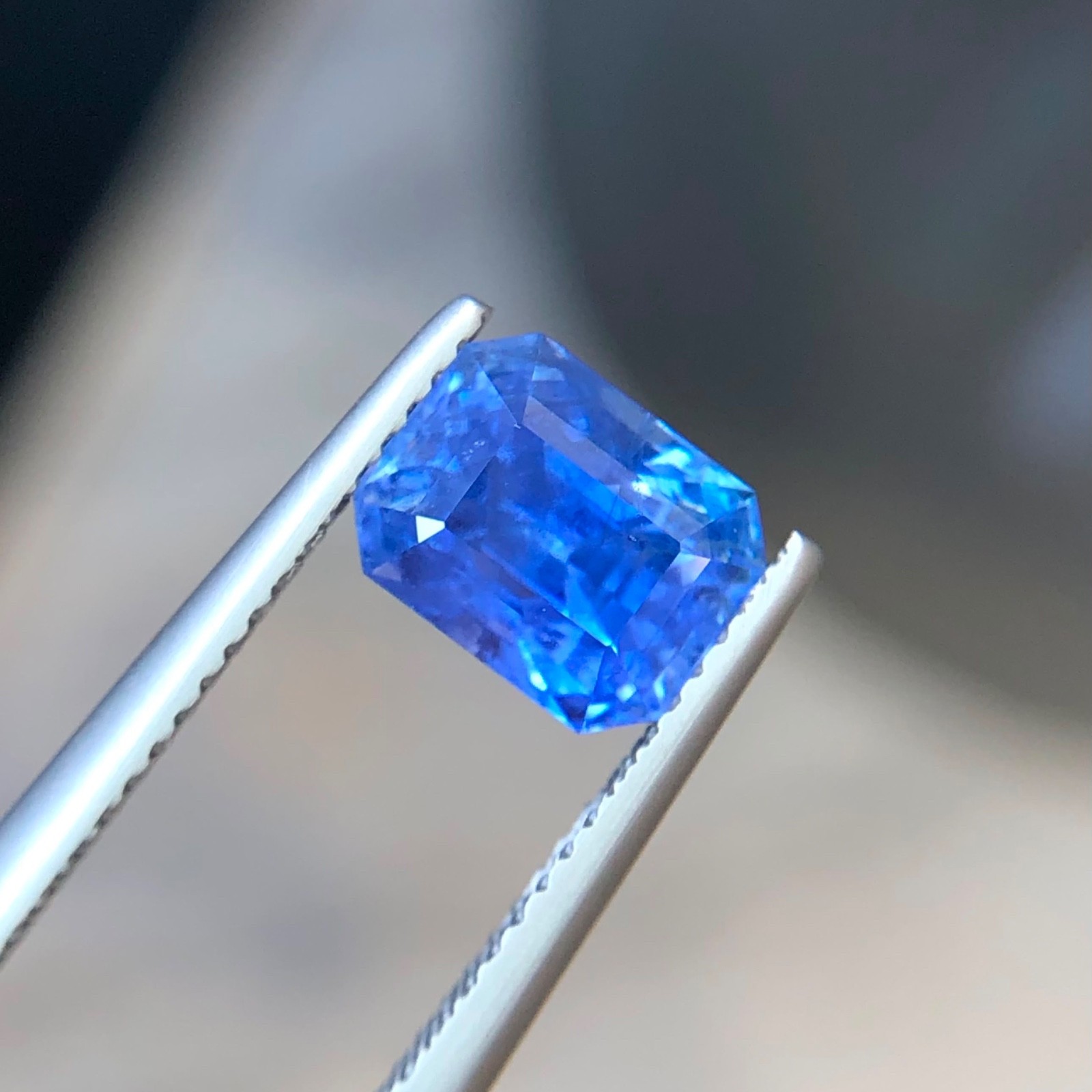 3.17 Carats Natural Blue Sapphire Octagonal Cut From Srilanka