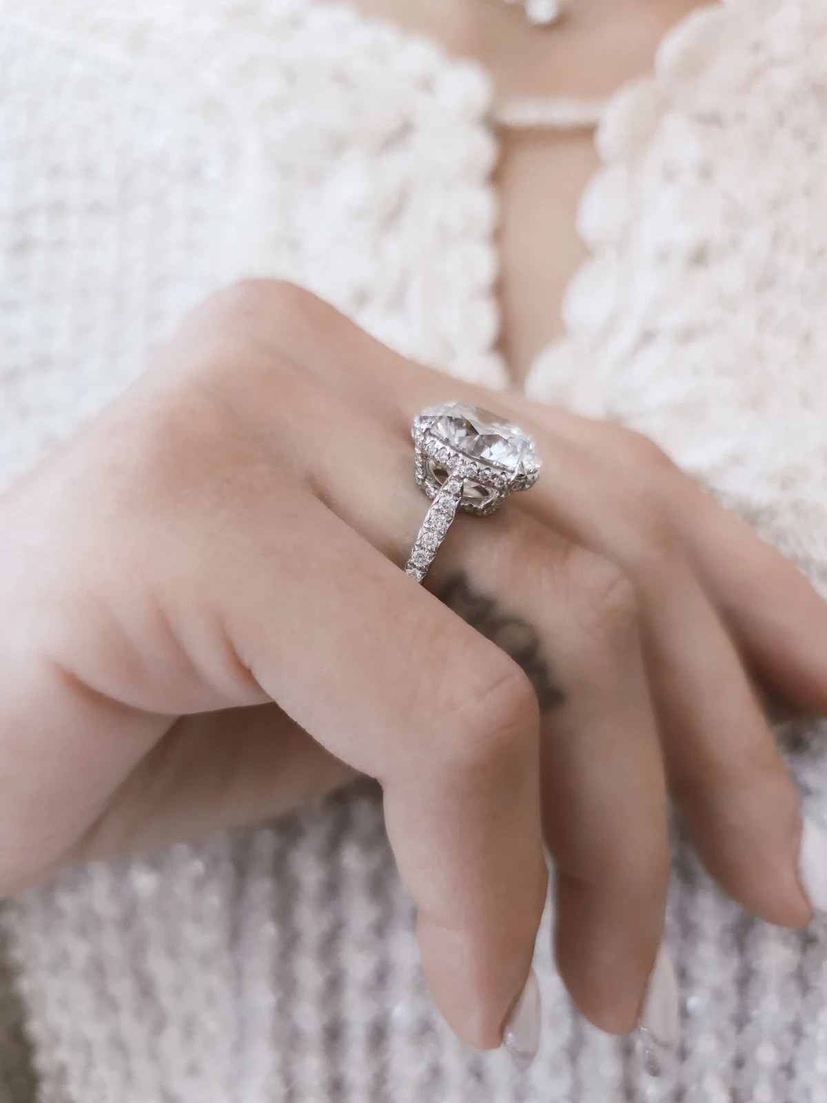 Round Cut Halo Engagement Ring IGI 8CT Lab-Grown Diamond 14k White Gold Wedding