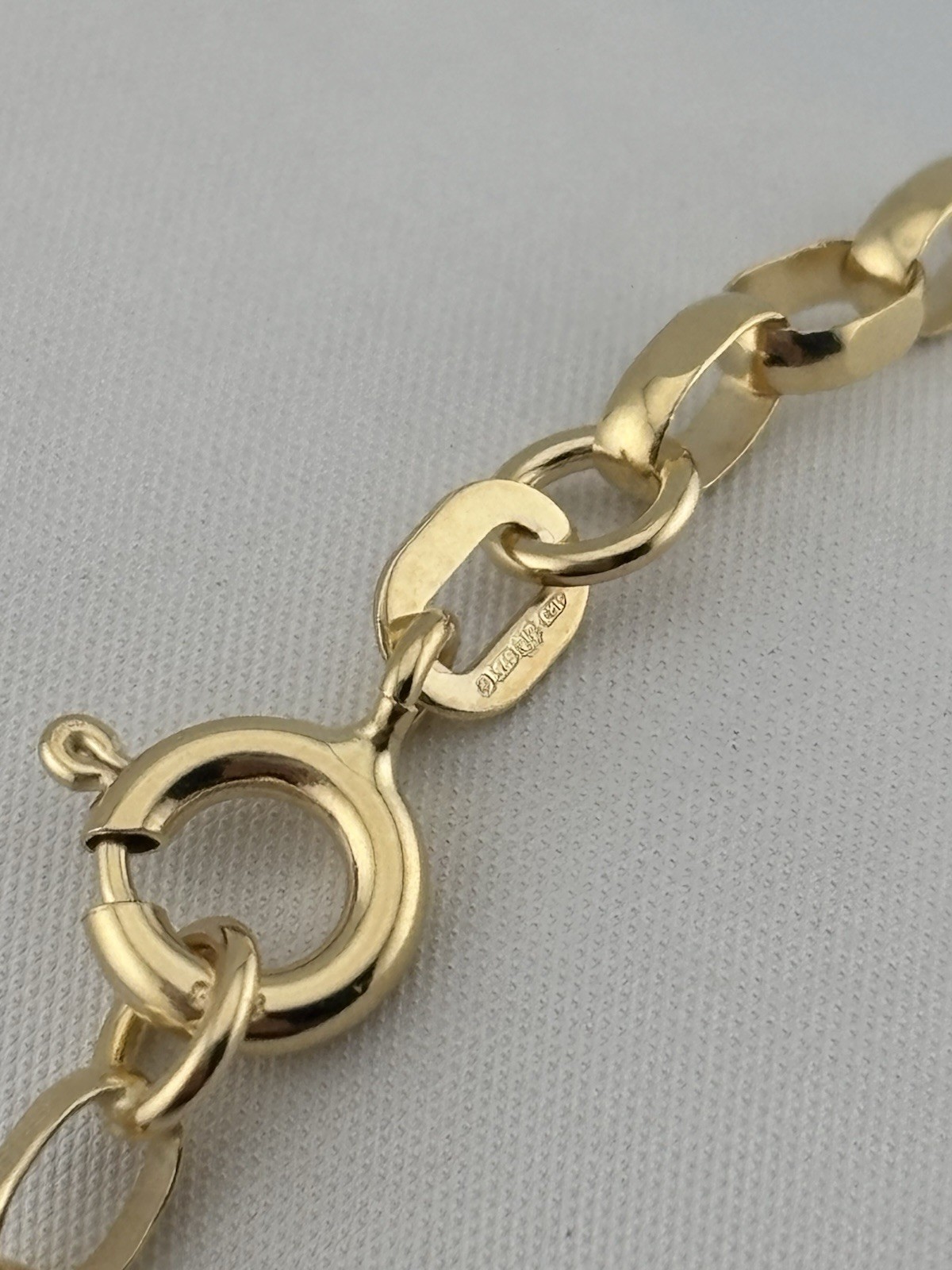 9ct Yellow Gold Ladies Solid Oval 3mm Belcher Bracelet 7.5 Inch Diamond Cut