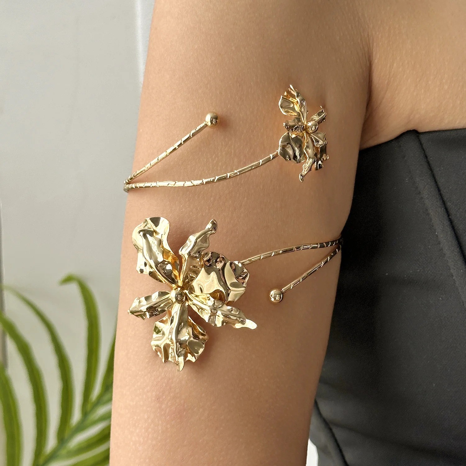 Adjustable Open Flower Bracelet Women Bangle Cuff Arm Jewelry Vintage Style
