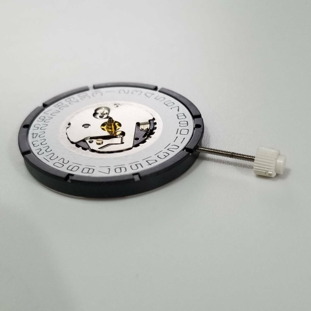 25.6mm 3 Hands/Pins/Needles Date @ 3 Quartz Watch Movement For ISA 2331/103 A