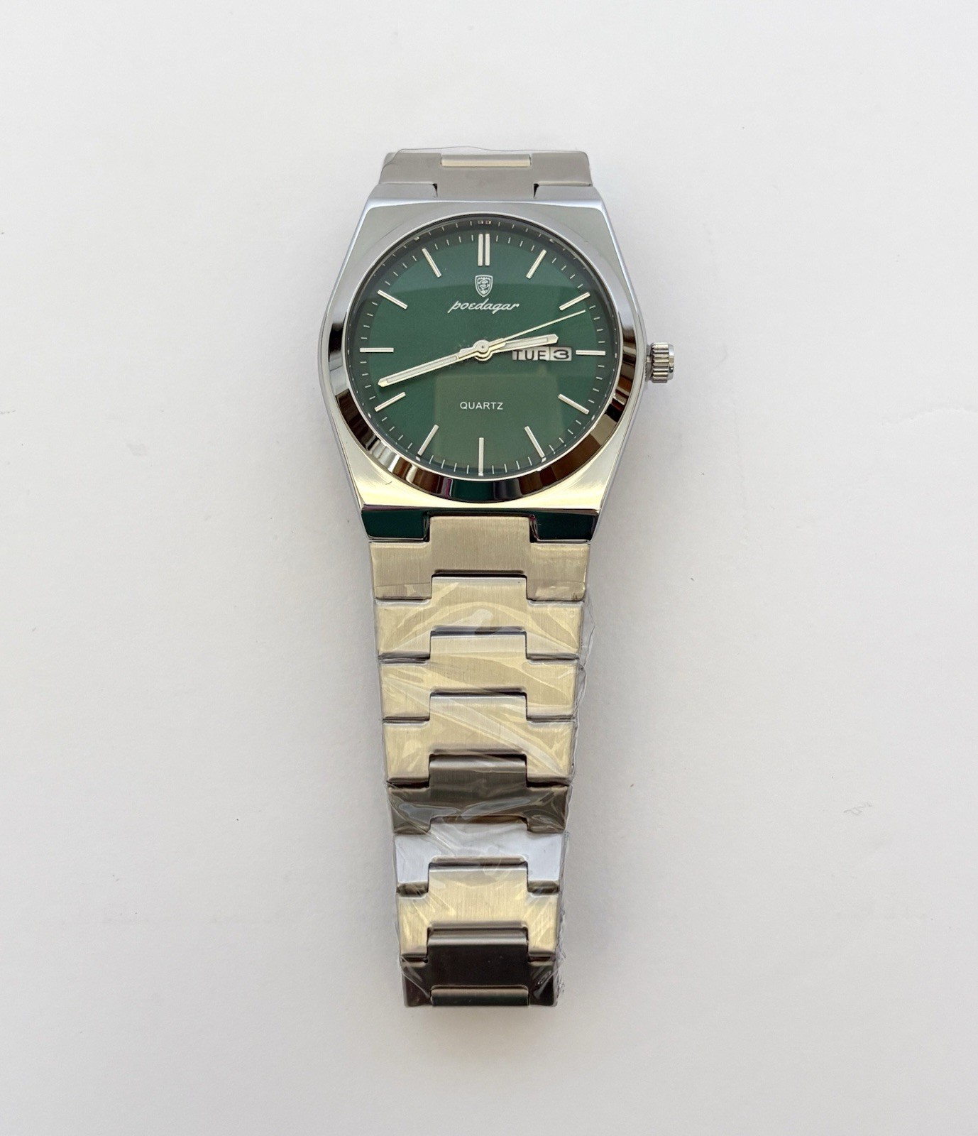 Poedagar Men’s Watch with Tool and Battery- Silver Tone, Green Face, Fashion