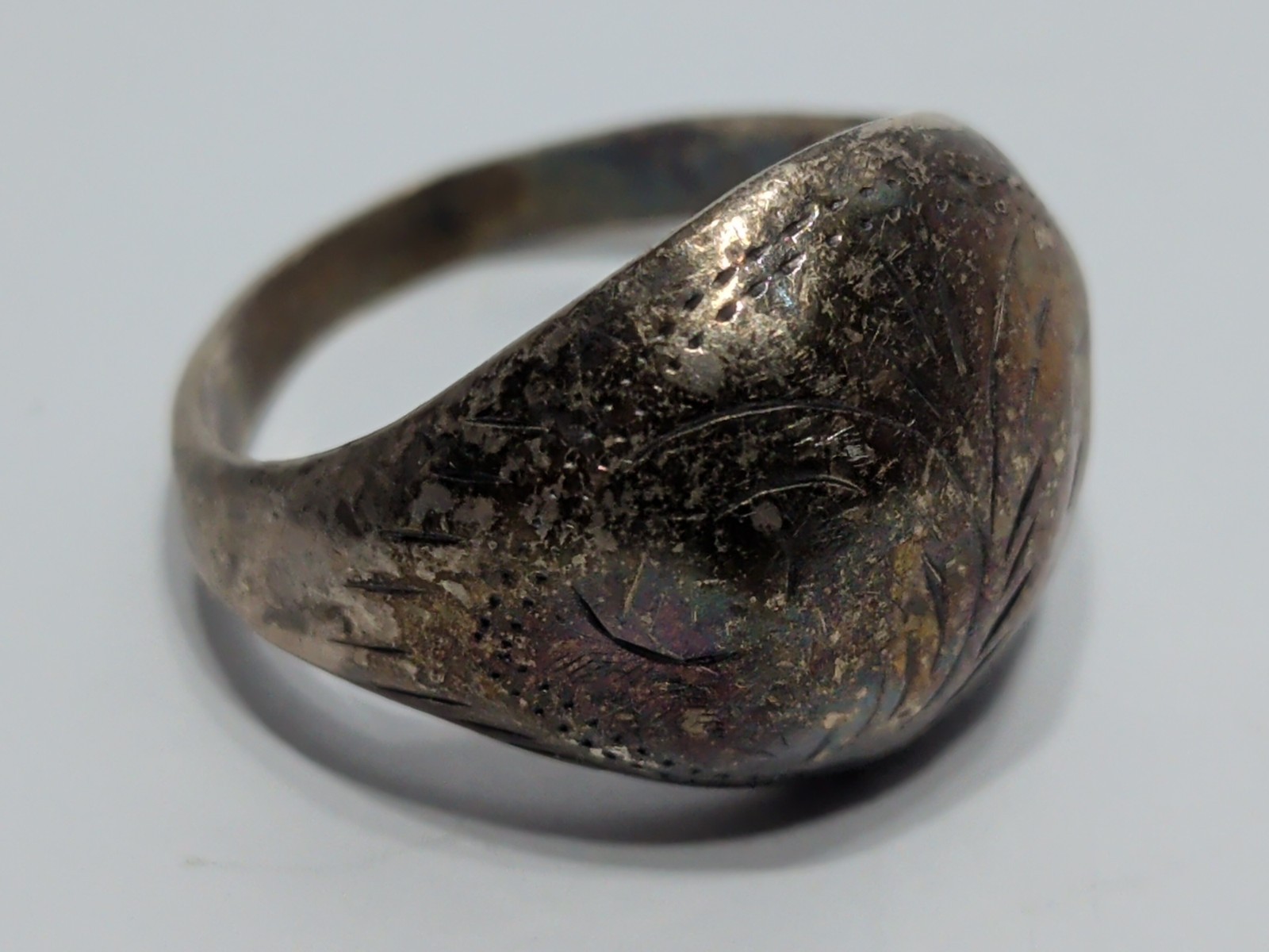 ✨VINTAGE✨ .925 Sterling Silver Etched Dome Ring – Size 9 – Made In Thailand