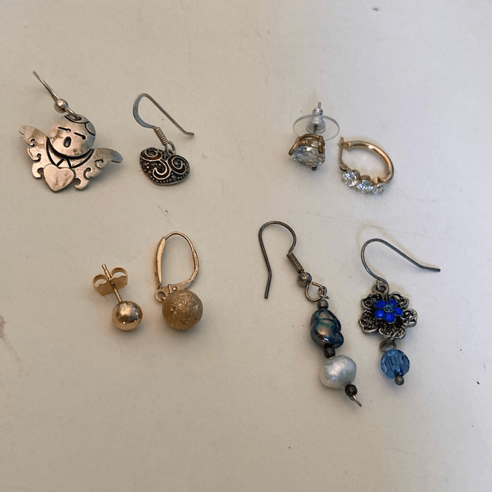 Lot of 8 Single Earrings- none match! 14K Gold 925 Silver and Mixed Materials