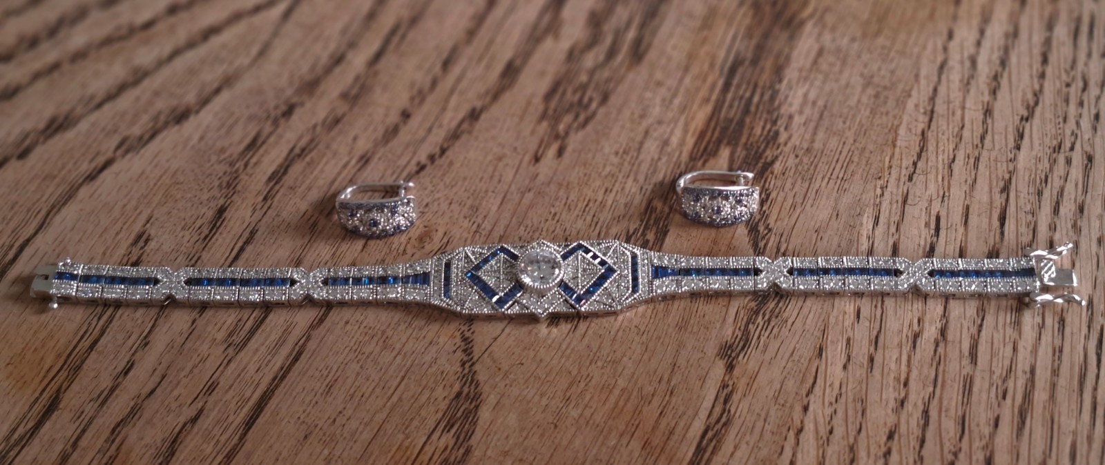 Sterling silver white and blue cubic Zirconia link Bracelet and earings