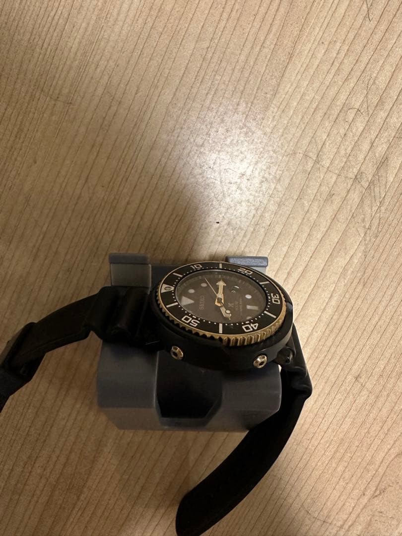 Seiko diver’s watch lower case v147 mini tuna can