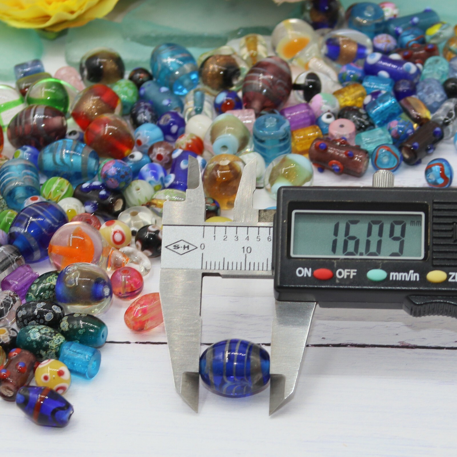 FunWeevz Assorted Glass Beads for Jewelry Making Adults, Large and Small Mix