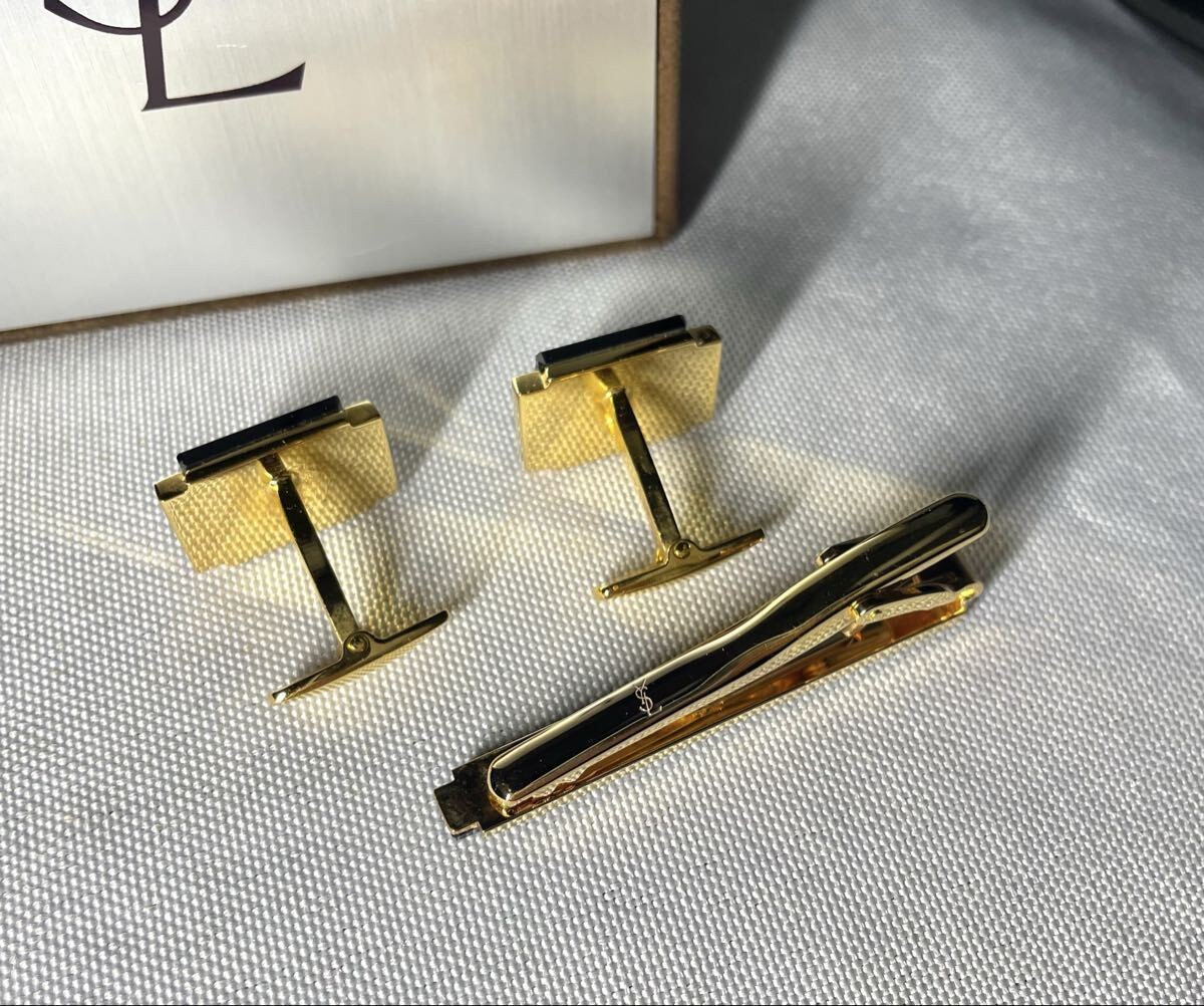 Excellent Condition YVES SAINT LAURENT YSL Logo Black Stone Gold Cufflinks Tie P