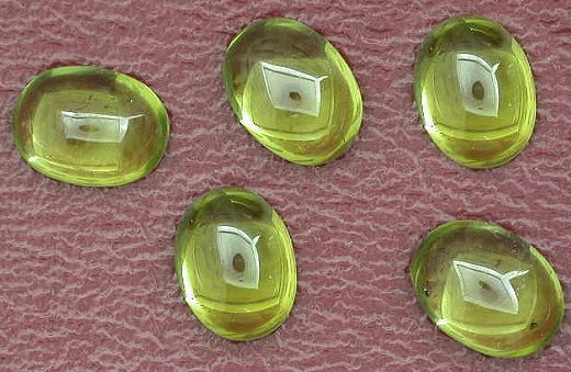 ONE 8×6 Oval Peridot Cabochon Gem Stone Gemstone San Carlos Natural 8mm x 6mm
