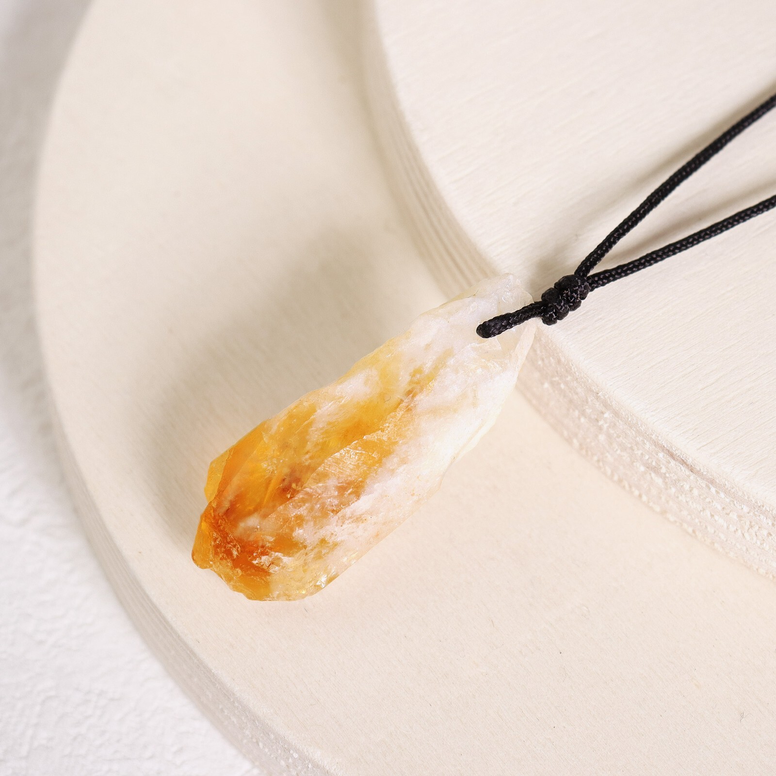 Raw Citrine Crystal Pendant Healing Protection Talisman Necklace for Women Men