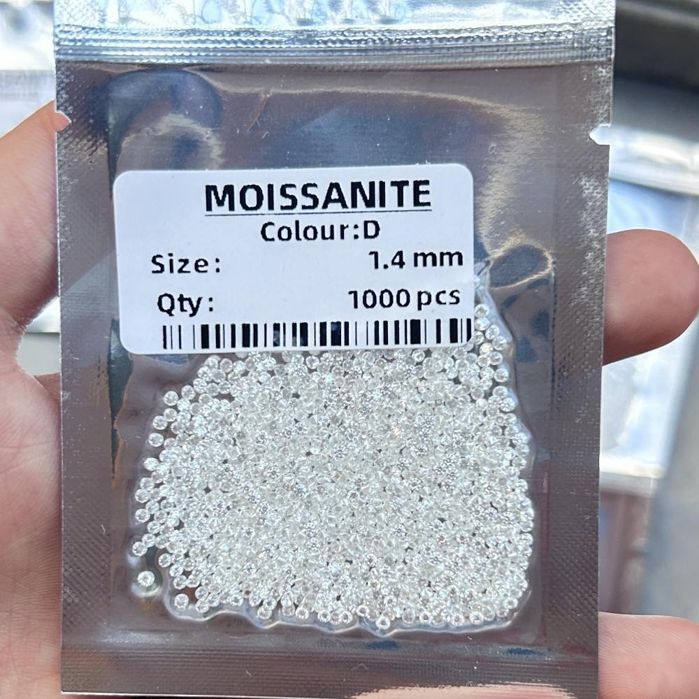 Small Size 0.8mm-4.0mm 100pcs Loose Moissanite Gemstone D Color Round White
