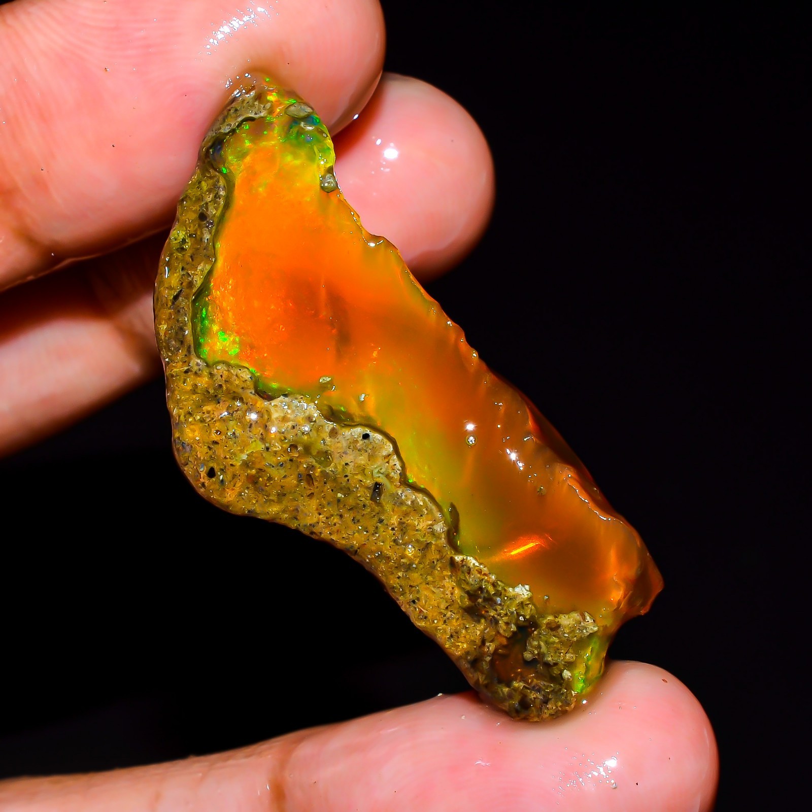 26 Ct Fire Opal Ethiopian Natural Oil Rough Gemstone For Jewelry 31x17x12 mm