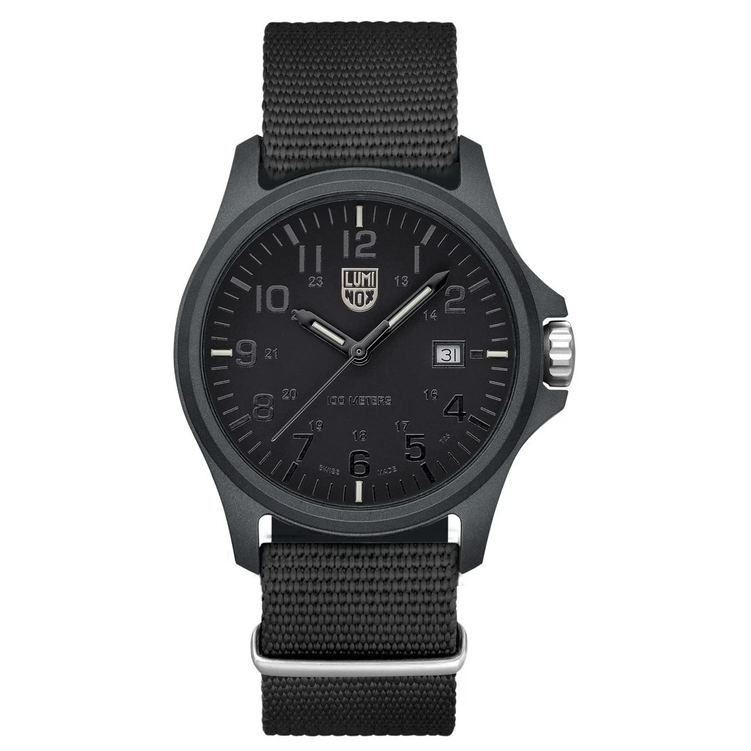 Luminox Men’s G 2400 Carbonox 43mm Quartz Swiss Watch X2.BD02.1