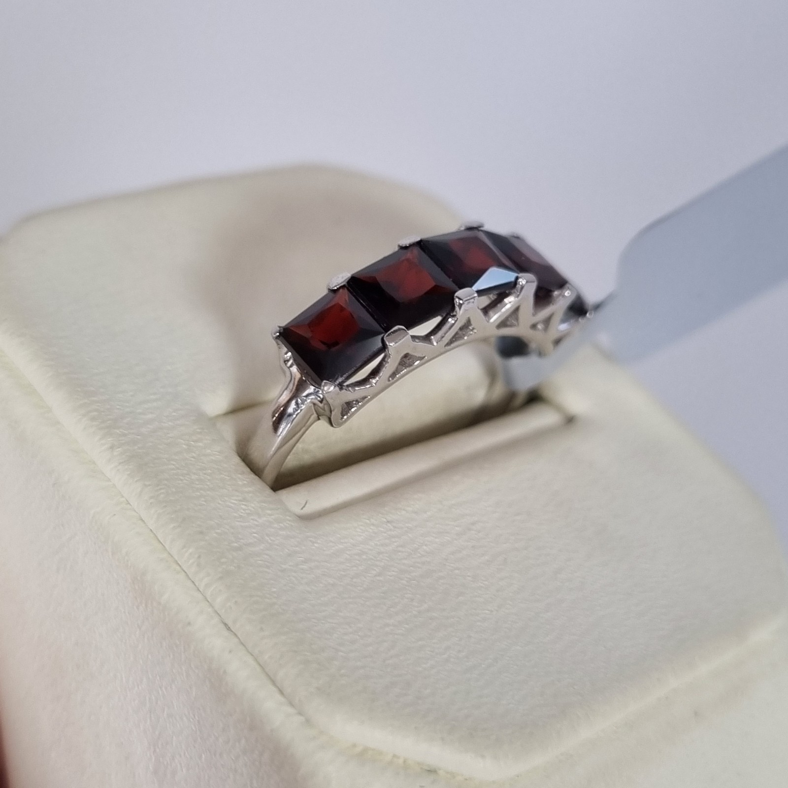 Gemporia Zambian Garnet Sterling Silver Ring 2.83cts Size 9 R-S COA