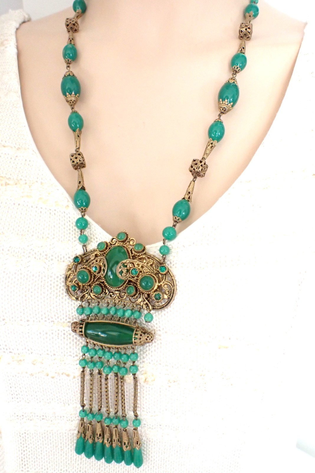 Art Deco Neiger Bros Czech Green Chrysoprase Glass Filigree Pendant Necklace