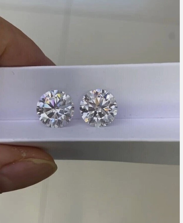 Pair IF Clarity Loose CVD Diamond Round Lab Grown 1 x 1 mm Certified D Color