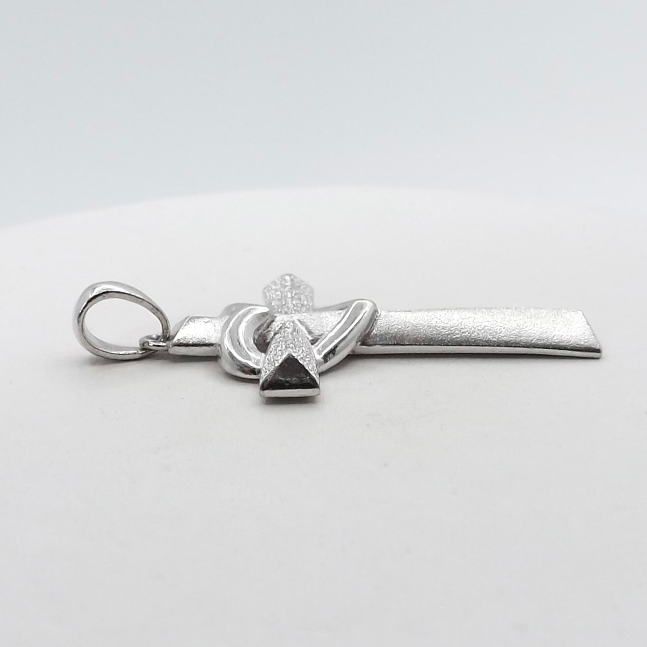 Solid Platinum Open Heart Wrapped Cross Charm Pendant Satin Brushed New
