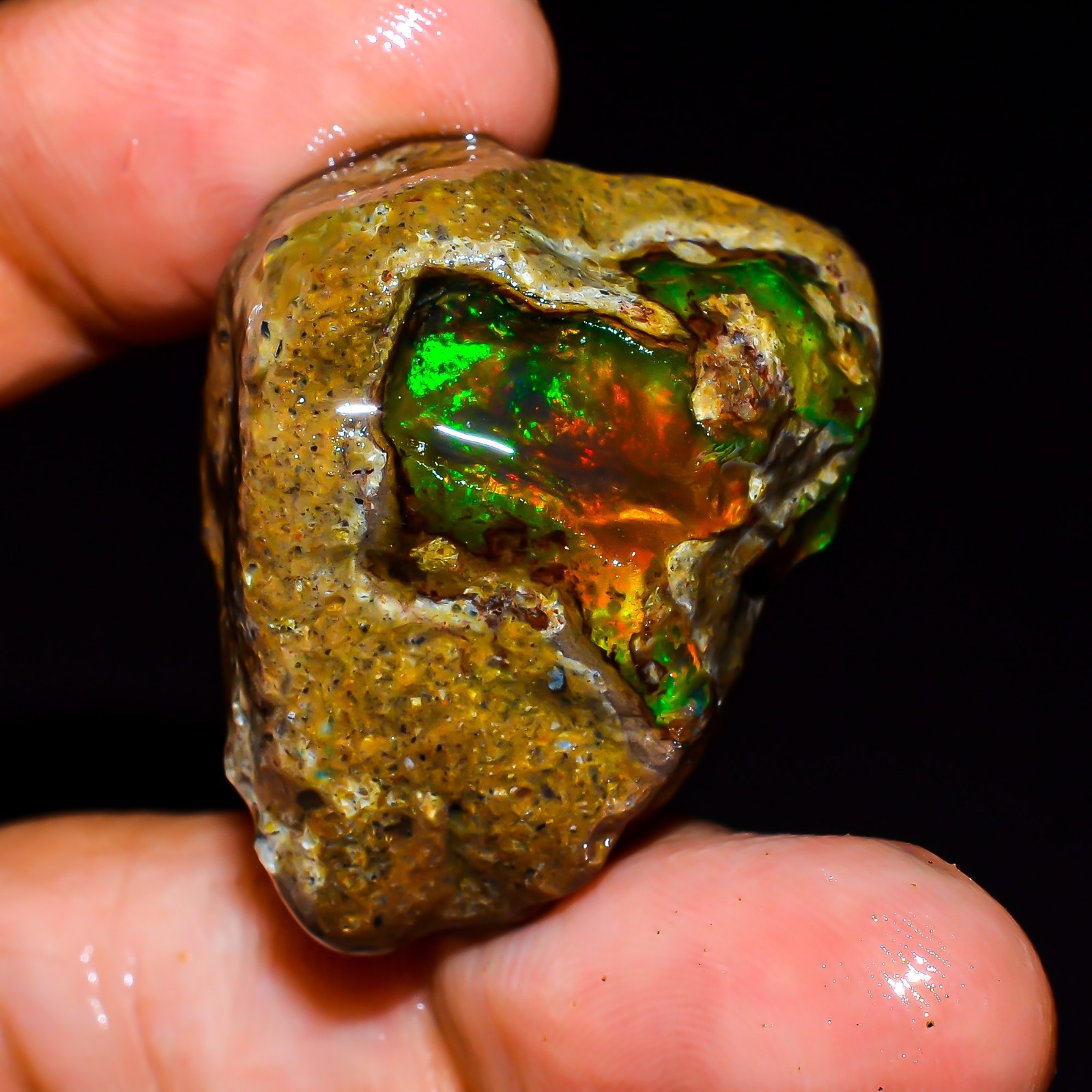 49.50 Ct Fire Opal Ethiopian Natural Oil Rough Gemstone For Jewelry 32x24x16 mm