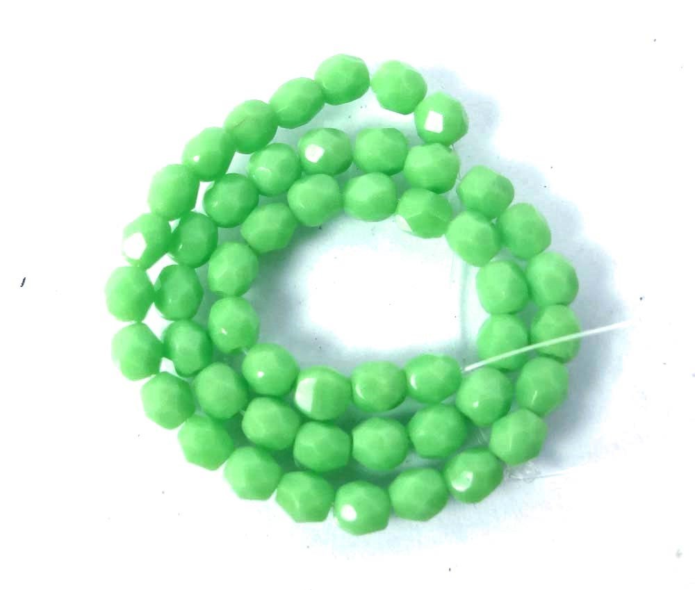 50 Firepolish Czech Glass Faceted Round Beads – Opaque Spring Green 4mm